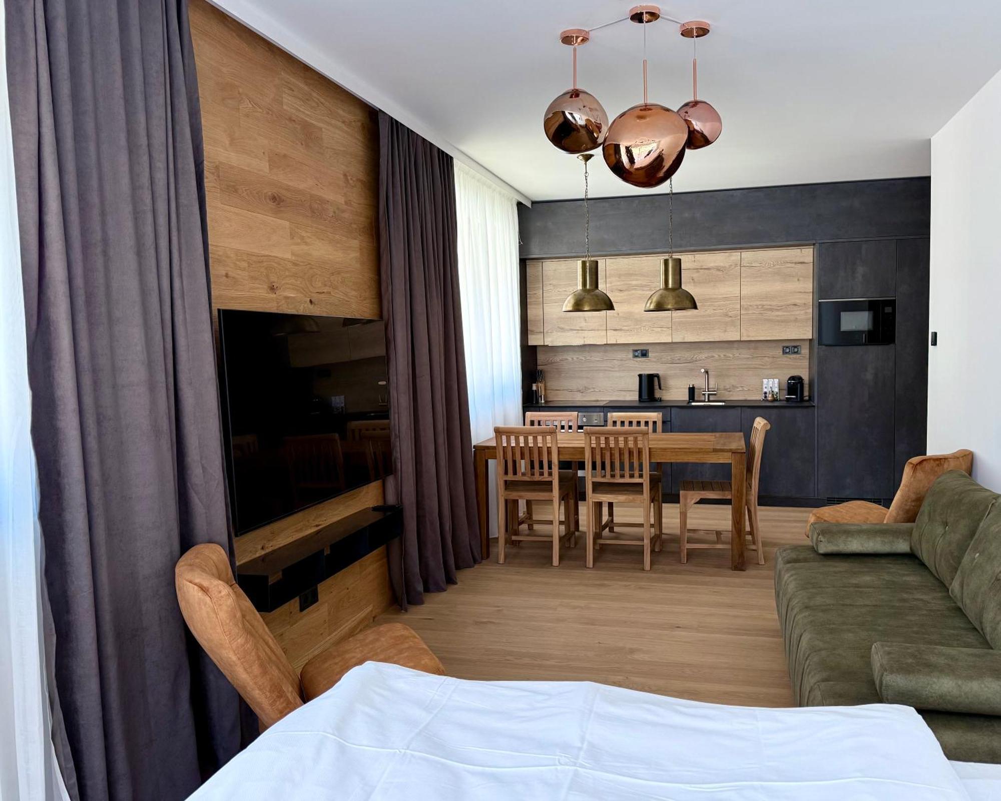 Elsa Spa Apartments Tux Exterior photo