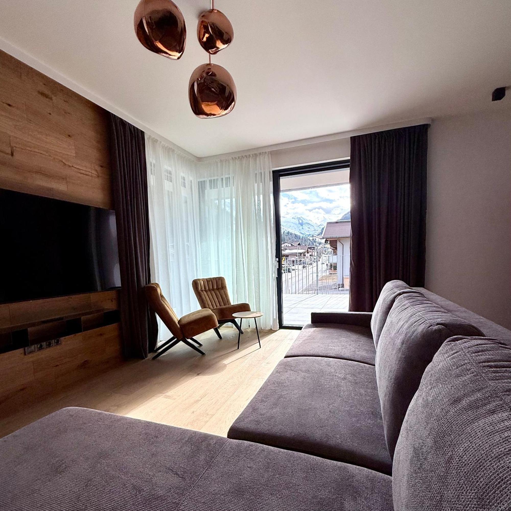 Elsa Spa Apartments Tux Exterior photo